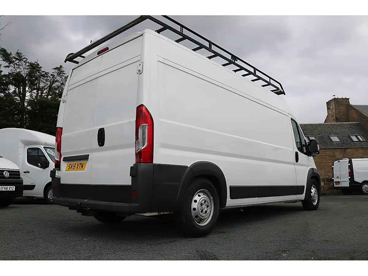 Used 2016 Peugeot Boxer Lwb Facelift White - Interior and Exterior details 9
