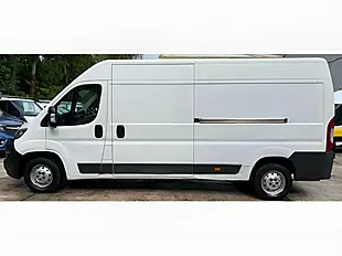 Used 2016 Peugeot Boxer Professional White - Interior and Exterior details 12