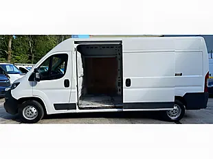 Used 2016 Peugeot Boxer Professional White - Interior and Exterior details 13