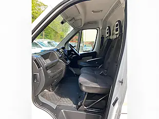 Used 2016 Peugeot Boxer Professional White - Interior and Exterior details 20
