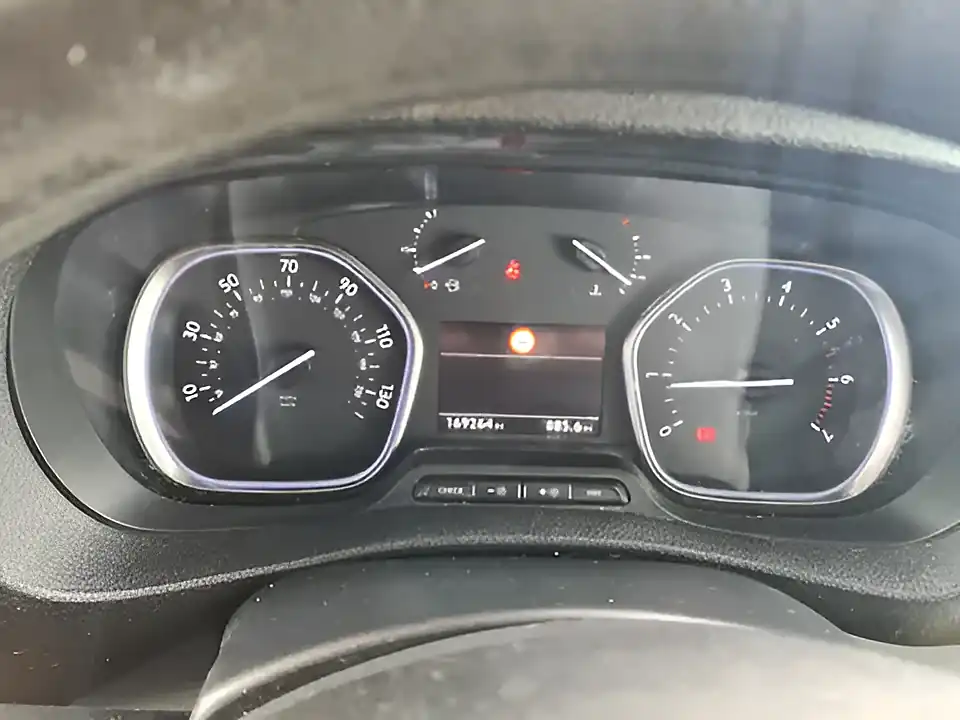 Used 2016 Peugeot Expert Pro Silver - Interior and Exterior details 2
