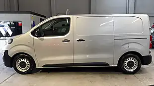 Used 2016 Peugeot Expert Professional Silver - Interior and Exterior details 2
