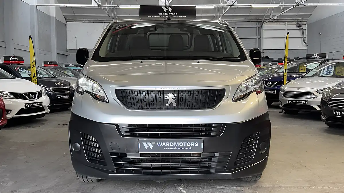 Used 2016 Peugeot Expert Professional Silver - Interior and Exterior details 3