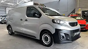 Used 2016 Peugeot Expert Professional Silver - Interior and Exterior details 4