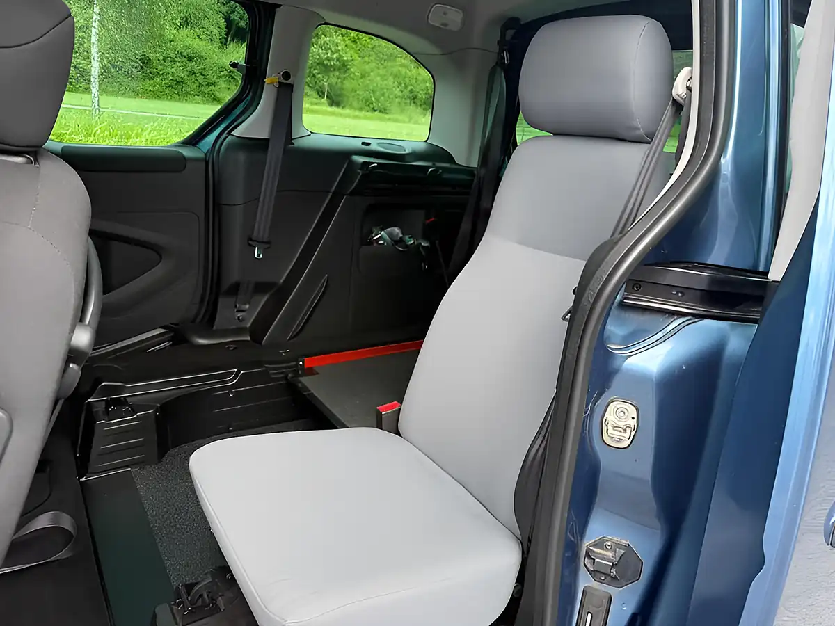Used 2016 Peugeot Horizon Re Blue - Interior and Exterior details 12