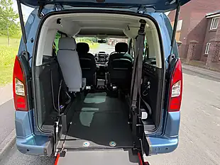 Used 2016 Peugeot Horizon Re Blue - Interior and Exterior details 15