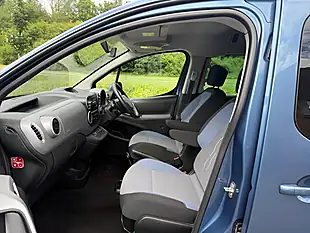 Used 2016 Peugeot Horizon Re Blue - Interior and Exterior details 7