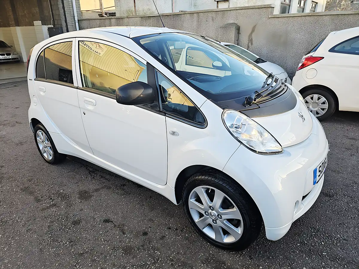 Used 2016 Peugeot Ion White - Interior and Exterior details 6