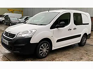 Used 2016 Peugeot Partner 744 S White - Interior and Exterior details 14