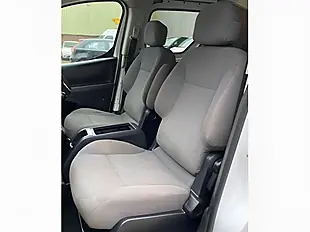 Used 2016 Peugeot Partner 744 S White - Interior and Exterior details 19