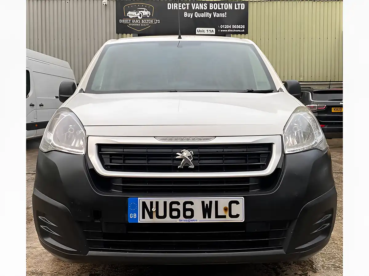 Used 2016 Peugeot Partner 744 S White - Interior and Exterior details 2