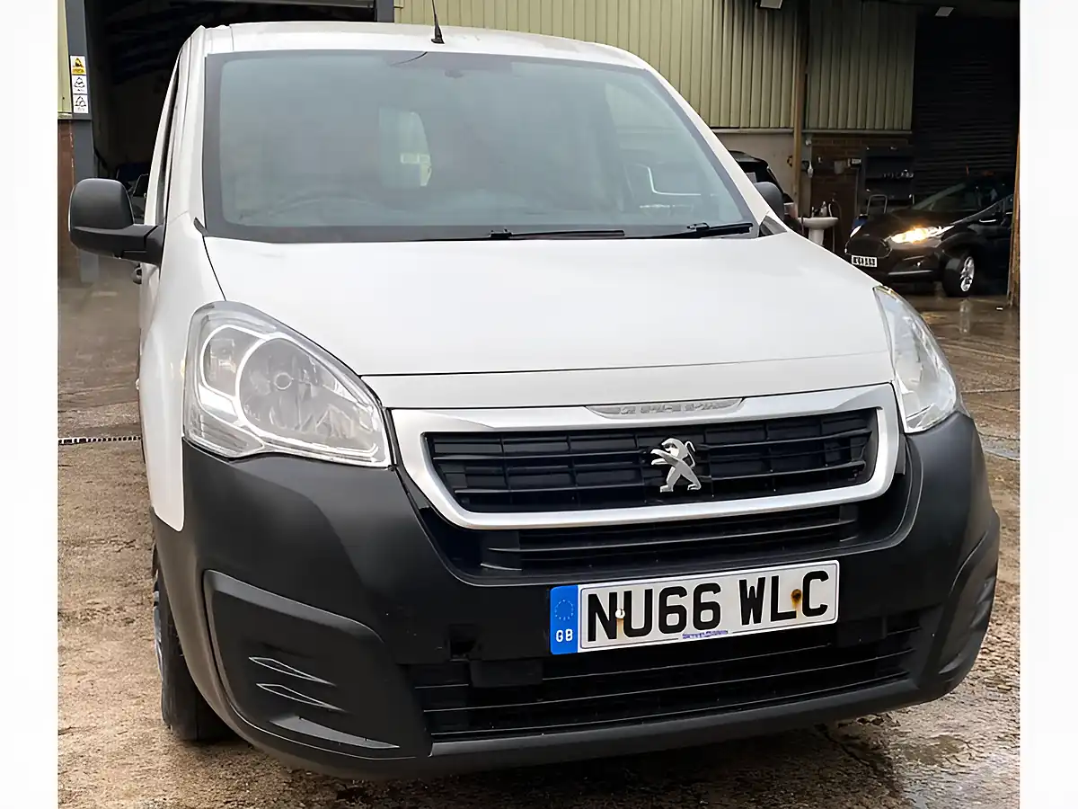 Used 2016 Peugeot Partner 744 S White - Interior and Exterior details 3