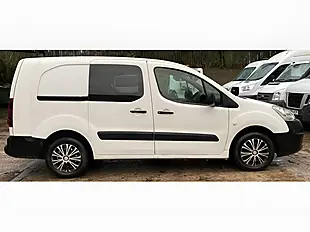 Used 2016 Peugeot Partner 744 S White - Interior and Exterior details 7