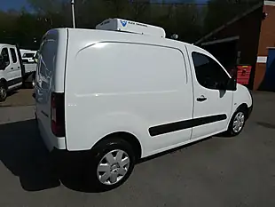 Used 2016 Peugeot Partner 850 S White - Interior and Exterior details 15