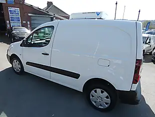 Used 2016 Peugeot Partner 850 S White - Interior and Exterior details 5