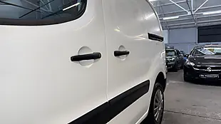 Used 2016 Peugeot Partner 850 S White - Interior and Exterior details 16