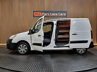 Used 2016 Peugeot Partner Professional White - Interior and Exterior details 7