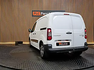 Used 2016 Peugeot Partner Professional White - Interior and Exterior details 9