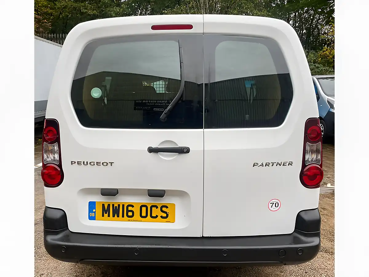 Used 2016 Peugeot Partner S Crew Van White - Interior and Exterior details 8
