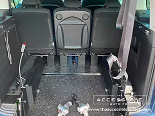 Used 2016 Peugeot Partner Tepee Active Blue - Interior and Exterior details 11