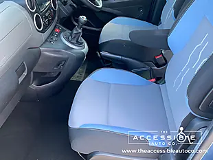 Used 2016 Peugeot Partner Tepee Active Blue - Interior and Exterior details 13