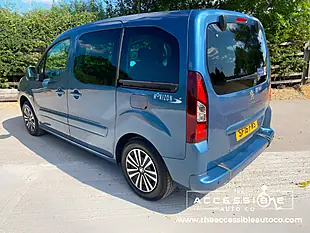 Used 2016 Peugeot Partner Tepee Active Blue - Interior and Exterior details 4