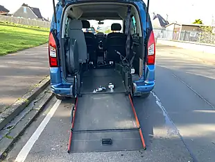 Used 2016 Peugeot Partner Tepee Active Blue - Interior and Exterior details 10