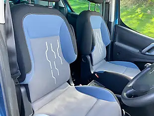 Used 2016 Peugeot Partner Tepee Active Blue - Interior and Exterior details 13