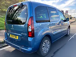 Used 2016 Peugeot Partner Tepee Active Blue - Interior and Exterior details 3