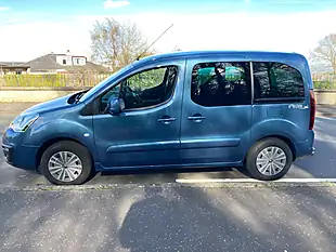 Used 2016 Peugeot Partner Tepee Active Blue - Interior and Exterior details 6