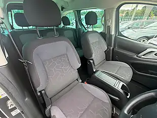 Used 2016 Peugeot Partner Tepee Active Grey - Interior and Exterior details 14