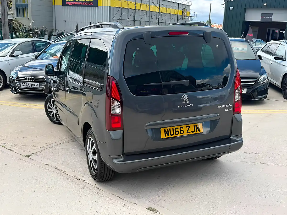 Used 2016 Peugeot Partner Tepee Active Grey - Interior and Exterior details 7