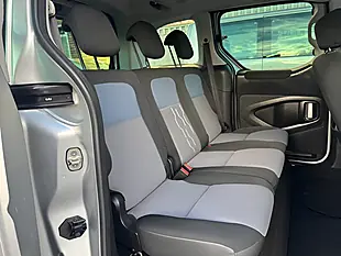 Used 2016 Peugeot Partner Tepee Active Silver - Interior and Exterior details 12