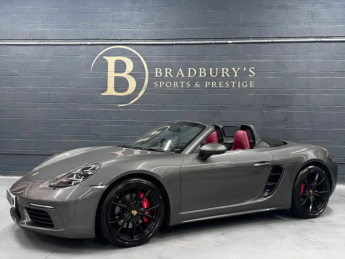 Used 2016 Porsche 718 Boxster S Agate Grey Metallic - Interior and Exterior details 10