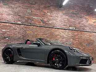 Used 2016 Porsche 718 Boxster S Agate Grey Metallic - Interior and Exterior details 14