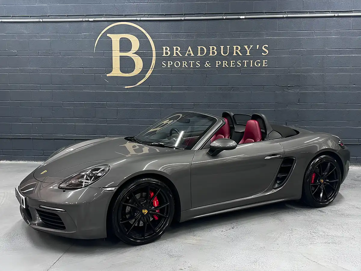 Used 2016 Porsche 718 Boxster S Agate Grey Metallic - Interior and Exterior details 7