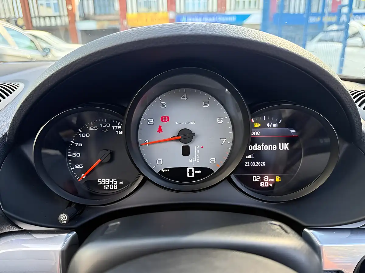 Used 2016 Porsche 718 Boxster S Black - Interior and Exterior details 15