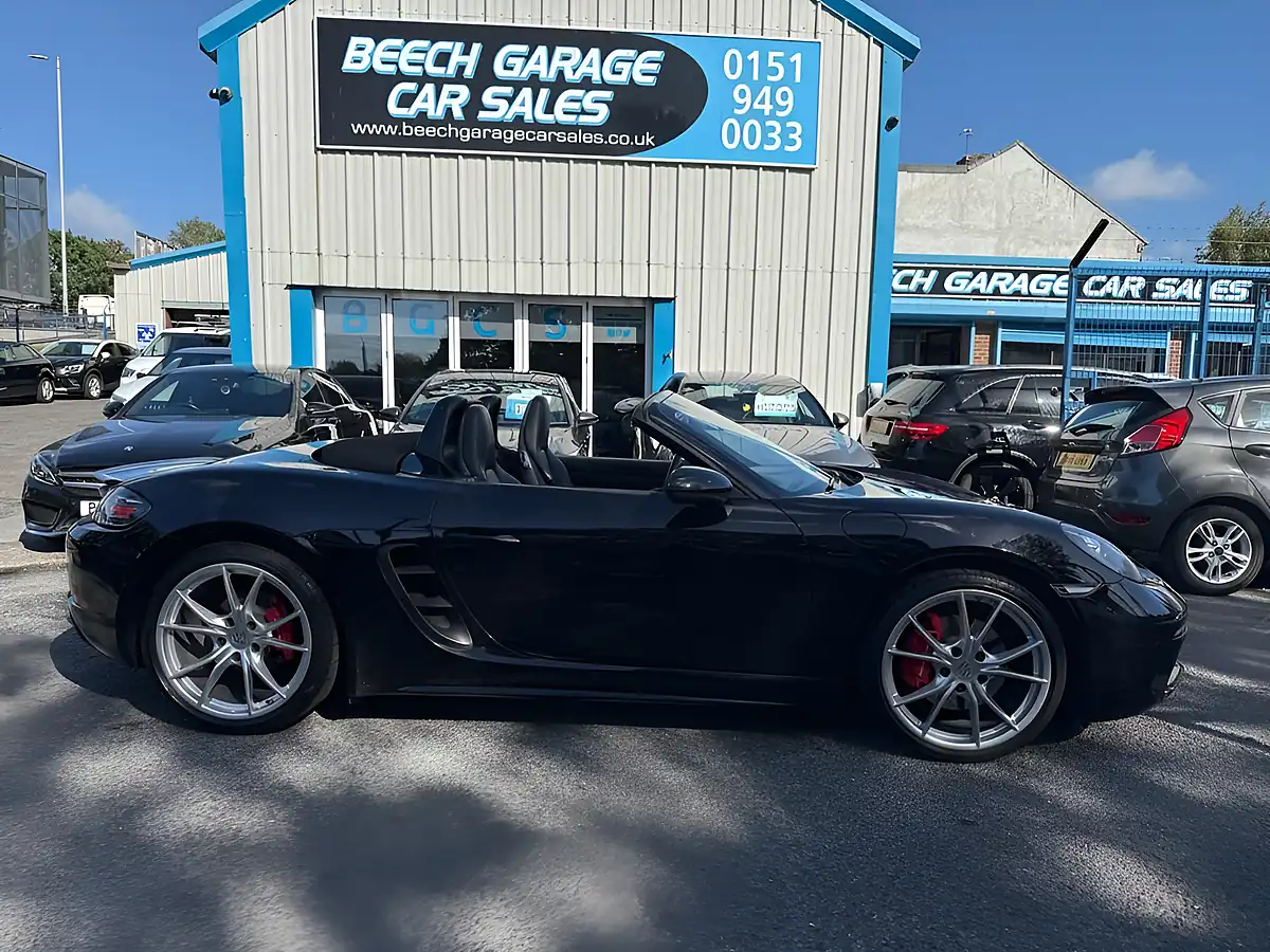 Used 2016 Porsche 718 Boxster S Black - Interior and Exterior details 2