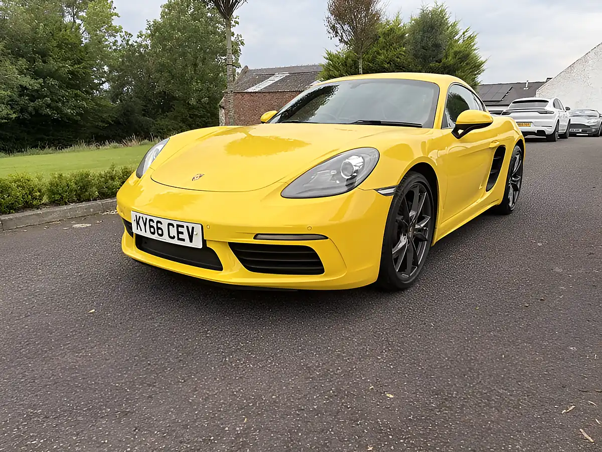 Used 2016 Porsche 718 Cayman Cayman Racing Yellow - Interior and Exterior details 7