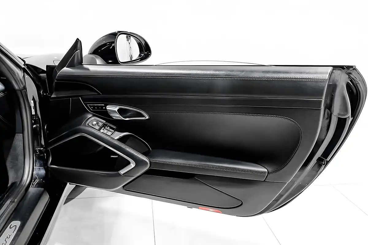 Used 2016 Porsche 911 Carrera S Black - Interior and Exterior details 10