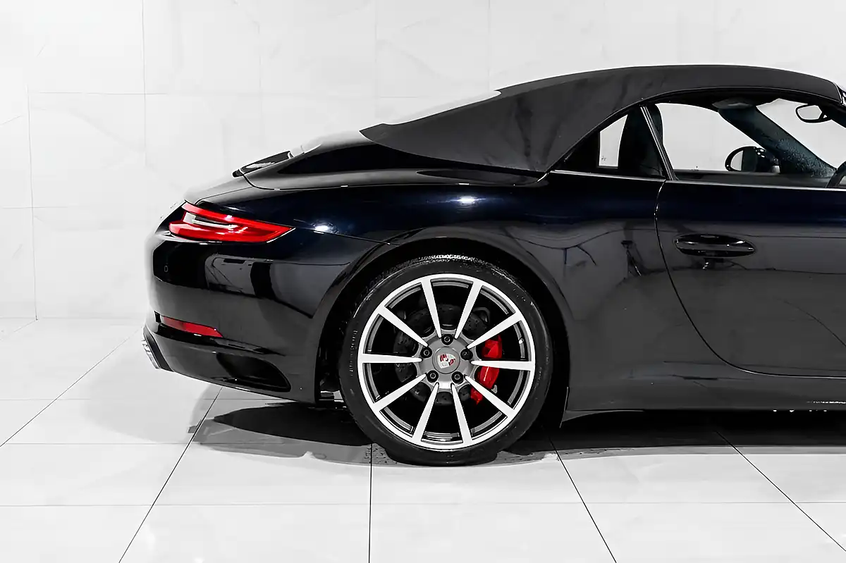 Used 2016 Porsche 911 Carrera S Black - Interior and Exterior details 7
