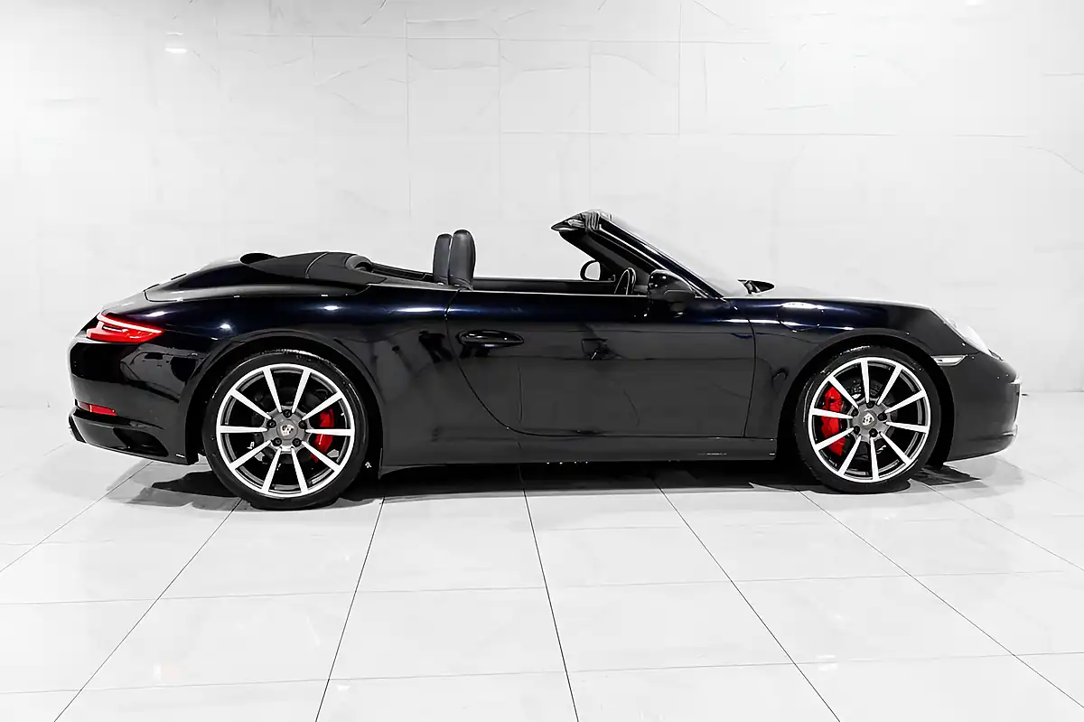 Used 2016 Porsche 911 Carrera S Black - Interior and Exterior details 9