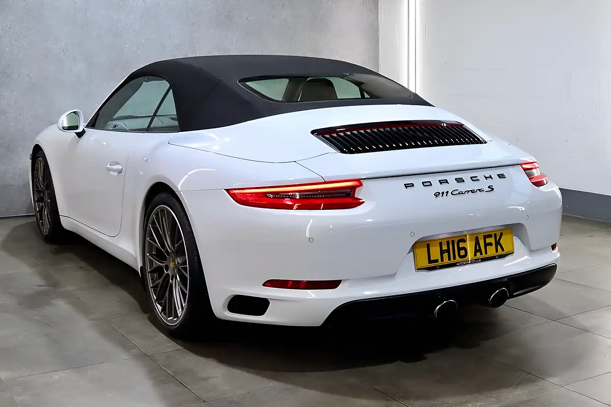 Used 2016 Porsche 911 Carrera S White - Interior and Exterior details 2