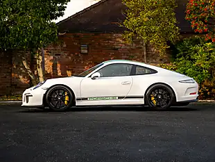 Used 2016 Porsche 911 R White - Interior and Exterior details 3
