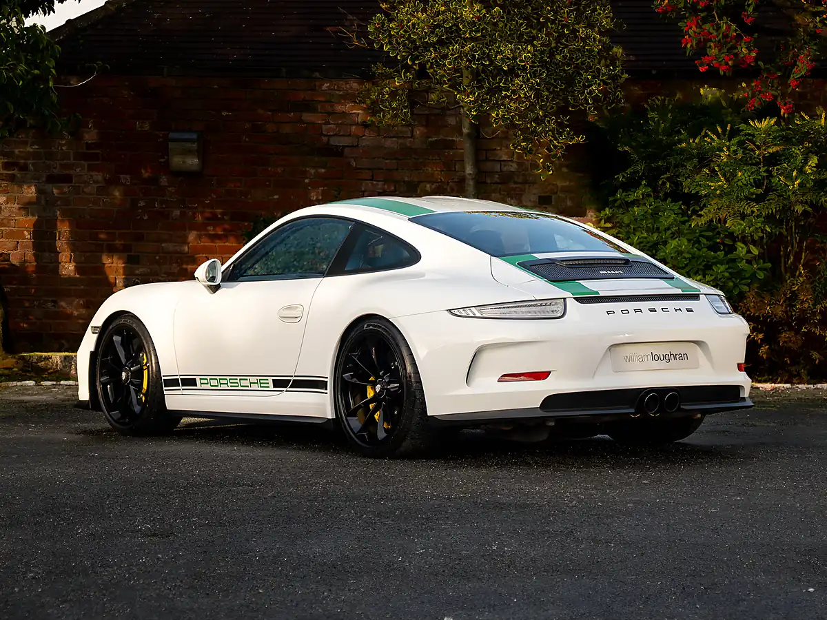 Used 2016 Porsche 911 R White - Interior and Exterior details 4