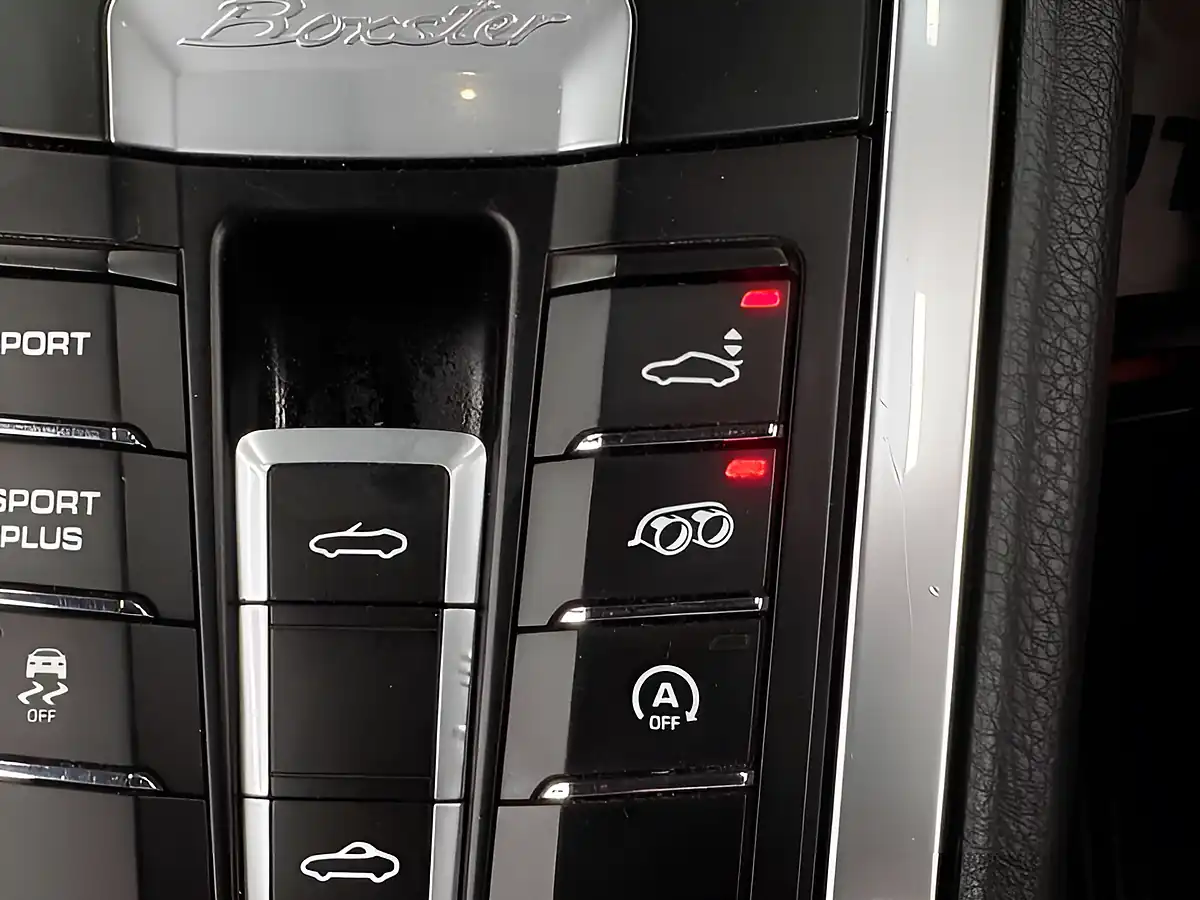 Used 2016 Porsche Boxster 981 Blue - Interior and Exterior details 13