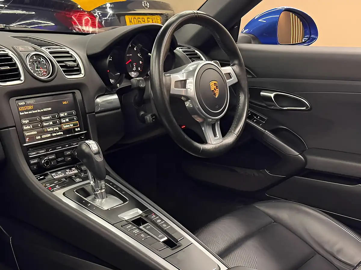 Used 2016 Porsche Boxster 981 Blue - Interior and Exterior details 14