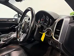 Used 2016 Porsche Cayenne Grey - Interior and Exterior details 11