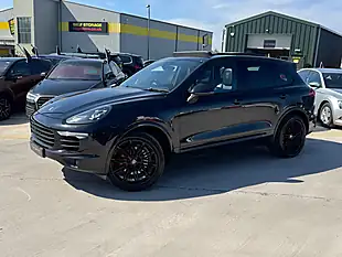 Used 2016 Porsche Cayenne Platinum Edition Black - Interior and Exterior details 4