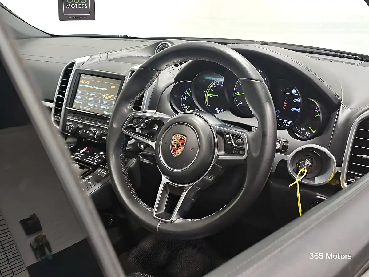 Used 2016 Porsche Cayenne S Black - Interior and Exterior details 13